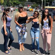 Queiroz pagou cabos eleitorais de Flávio Bolsonaro com caixa 2 em 2018 - 09/11/2020 - UOL Notícias